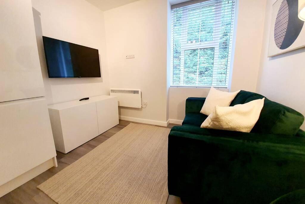 Town Centre 1 Bed, Close To The Beach With Parking Bournemouth Eksteriør billede